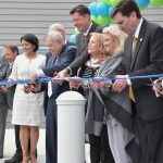Pete White Hlth Ctr 2018 Ribbon cut