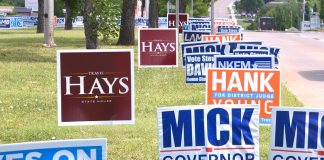 Campaign signs along Lincoln Blvd as early voting begins