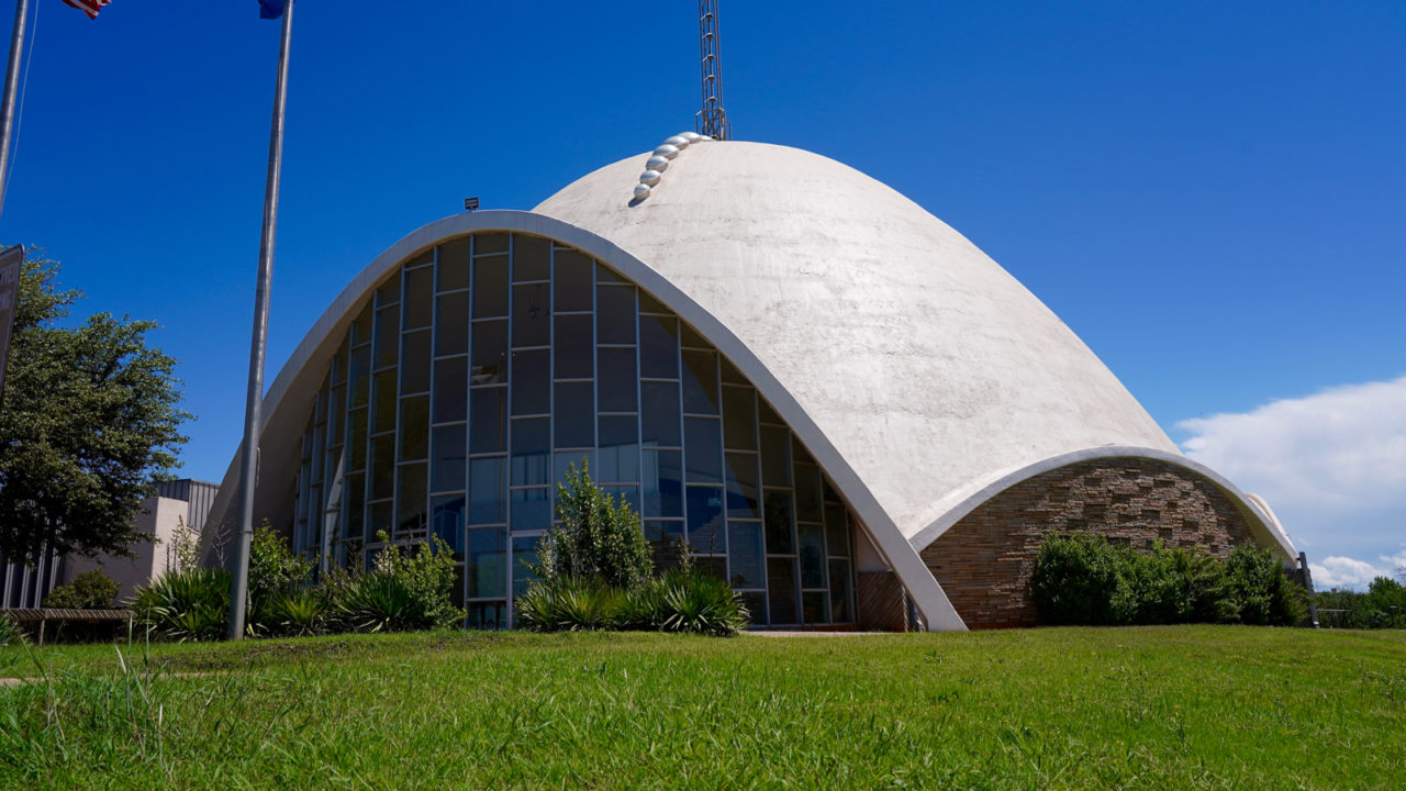 First Christian 'eggshell' church at NW 36th – Walker demolished