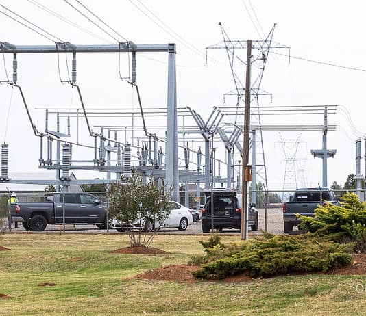 No storms, but 22,000 plunged into darkness in SW OKC Nov. 1 OGE outage